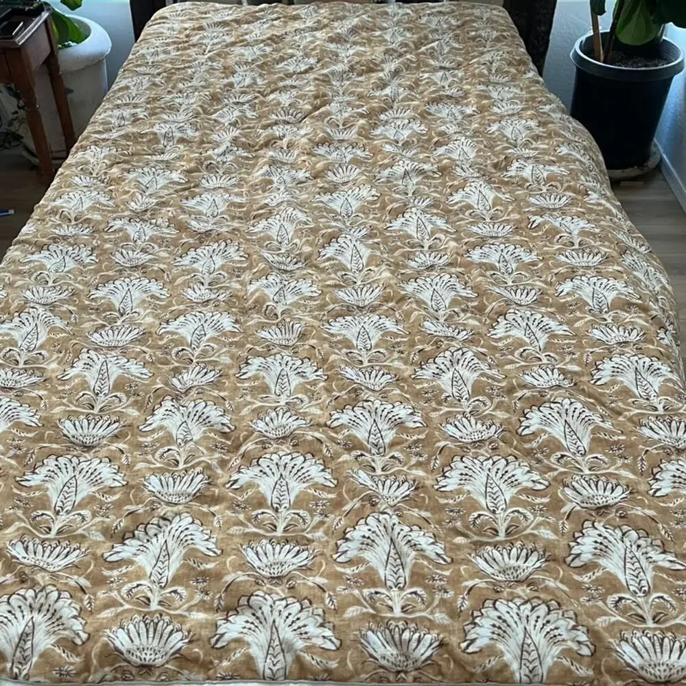 Threshold King Tan Floral Bedspread Reversible Linen Blend